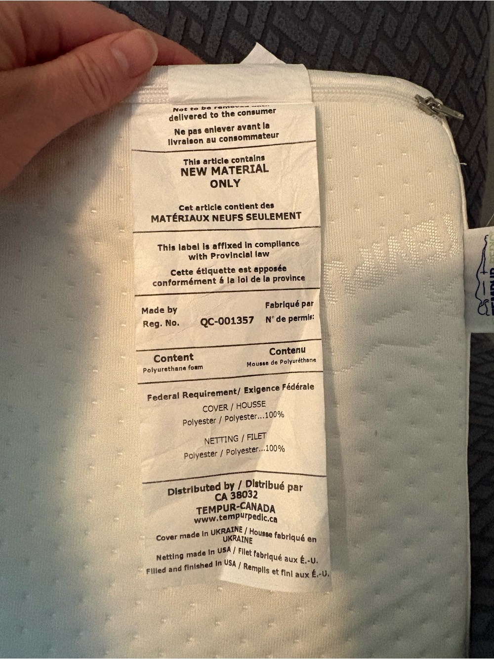 Tempur-Pedic pillow - Picture 5 of 8